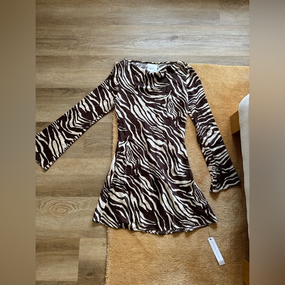 🍂NWT Reformation Pike Satin Mini Dress - Picture 5 of 11